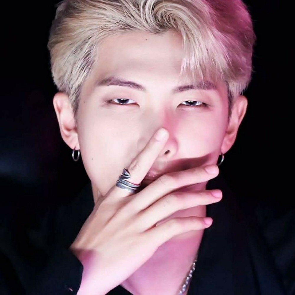 Meet your Posher, Eclipse